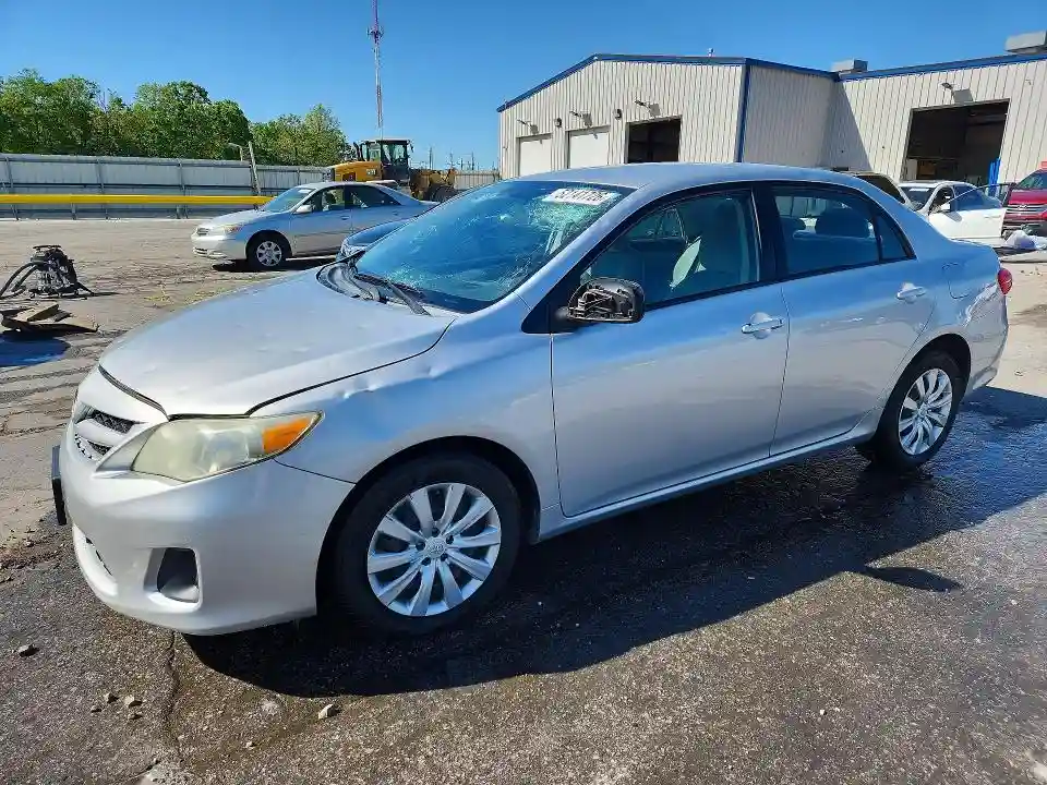 5YFBU4EE1CP029431 2012 TOYOTA COROLLA-0