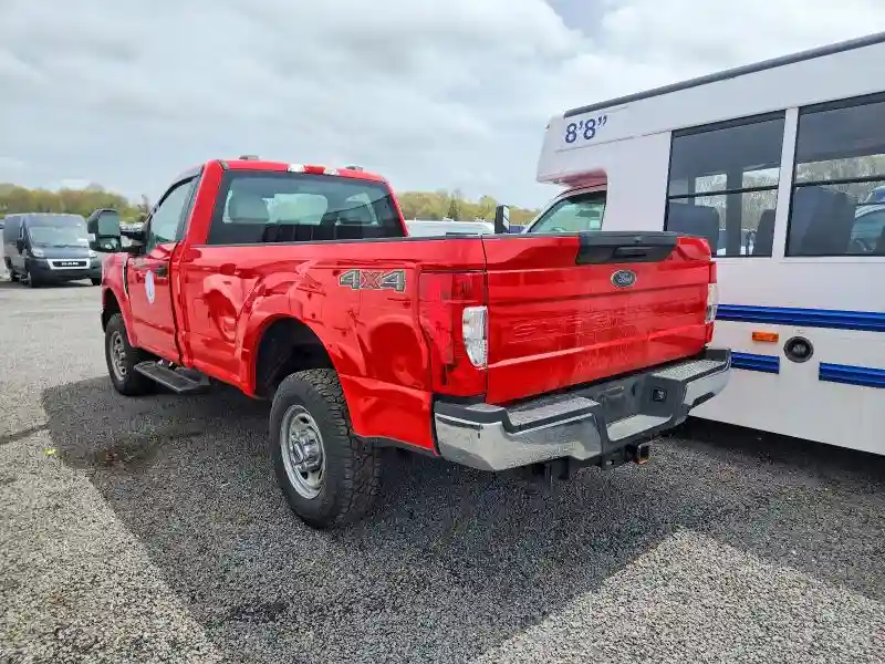 1FTRF3B61NEF37396 2022 FORD F350-2