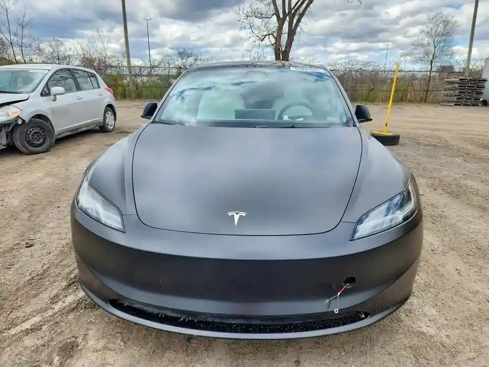 LRW3E7FA8RC105935 2024 TESLA MODEL 3-4