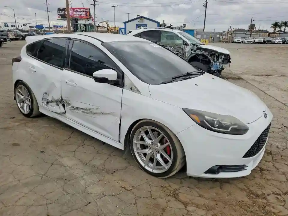 1FADP3L95EL164106 2014 FORD FOCUS-3
