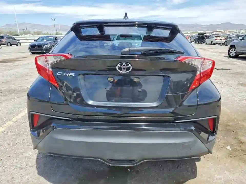 JTNKHMBX9M1115601 2021 TOYOTA C-HR-5