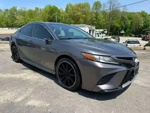 4T1B61HK3JU062288 2018 TOYOTA CAMRY-3