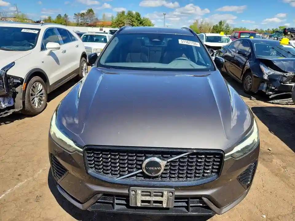 YV4L12RL5R1716240 2024 VOLVO XC60-4