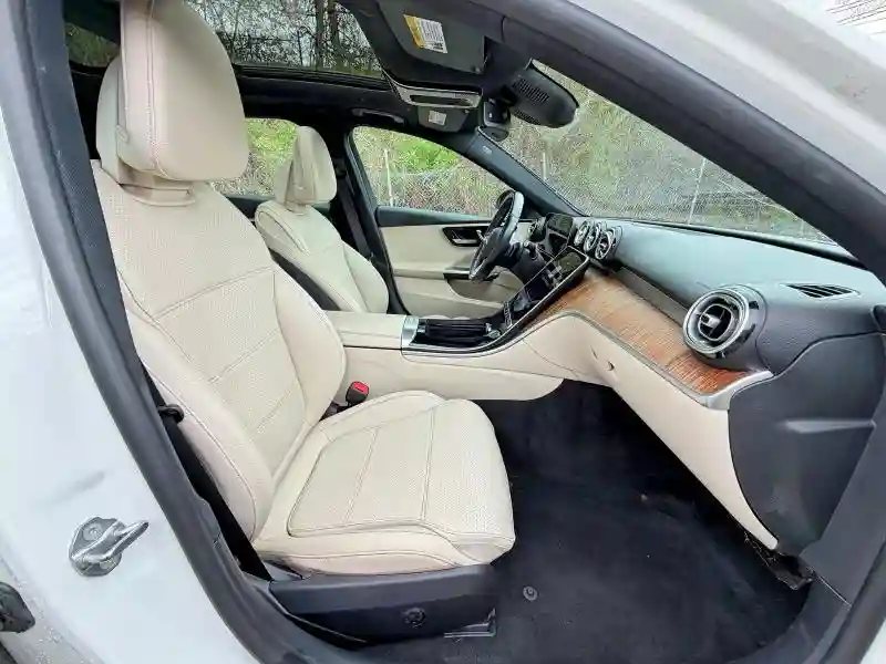 W1KAF4GB8PR084551 2023 MERCEDES-BENZ C-CLASS-4