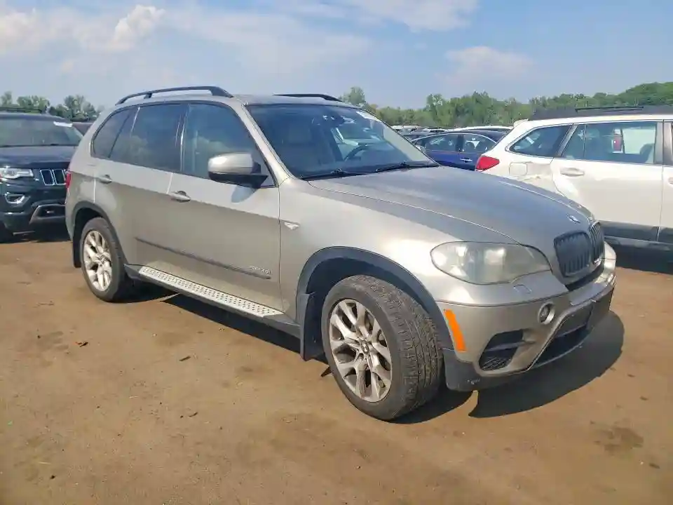 5UXZV4C5XBL403250 2011 BMW X5-3