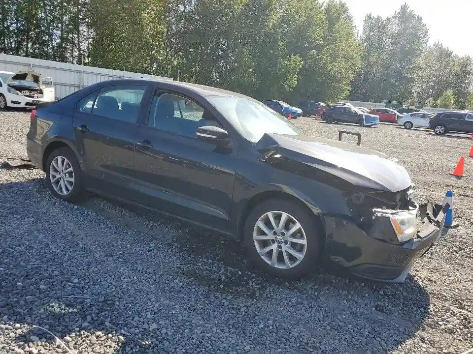 3VWDP7AJ3CM426762 2012 VOLKSWAGEN JETTA-3
