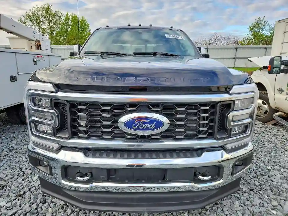 1FT8W3DT4RED77700 2024 FORD F350-4
