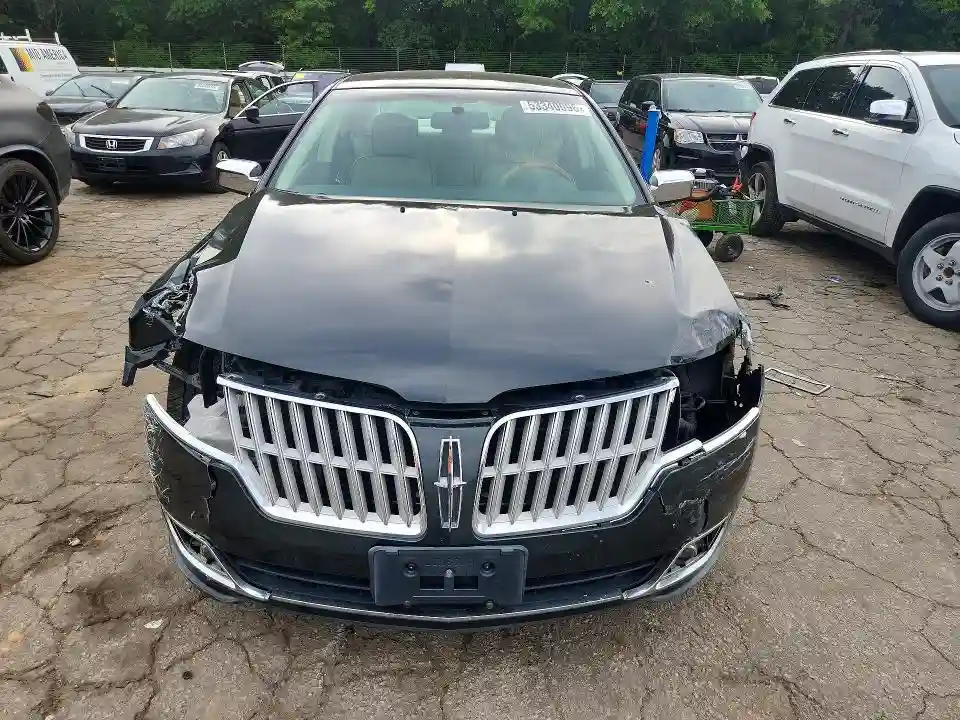 3LNHL2GC5AR638585 2010 LINCOLN MKZ-4