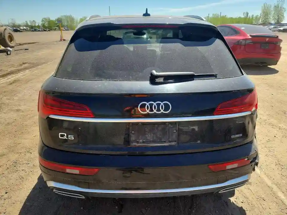 WA1EAAFY1N2018793 2022 AUDI Q5-5
