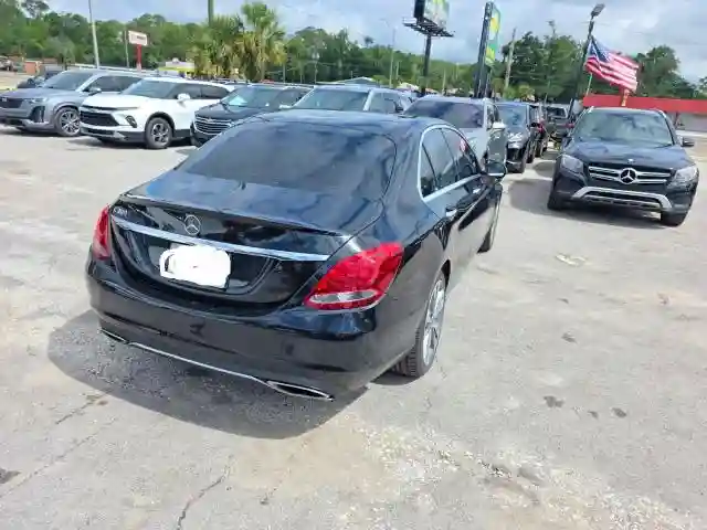 55SWF4JB6JU279942 2018 MERCEDES-BENZ C-CLASS-3
