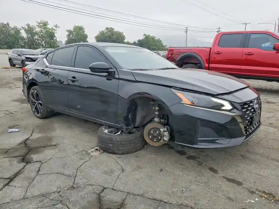 1N4BL4CVXSN405566 2025 NISSAN ALTIMA-3