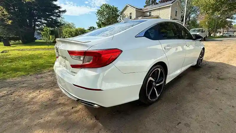 1HGCV1F32JA095311 2018 HONDA ACCORD-3