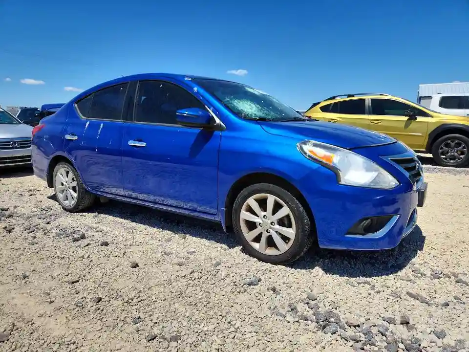 3N1CN7AP3FL864252 2015 NISSAN VERSA-3