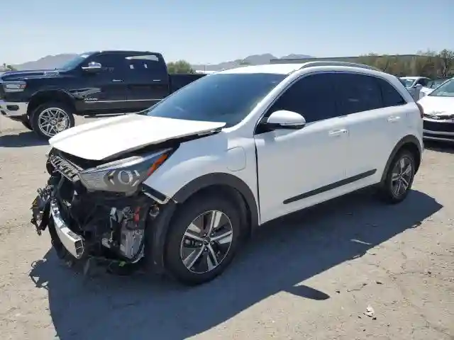 KNDCD3LD7N5540716 2022 KIA NIRO-0