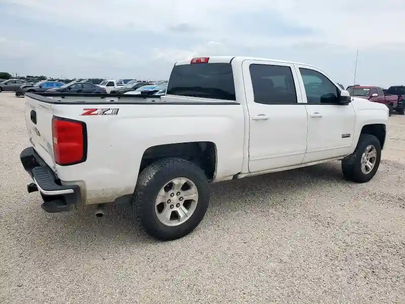 3GCUKREC7JG514802 2018 CHEVROLET ALL MODELS-2