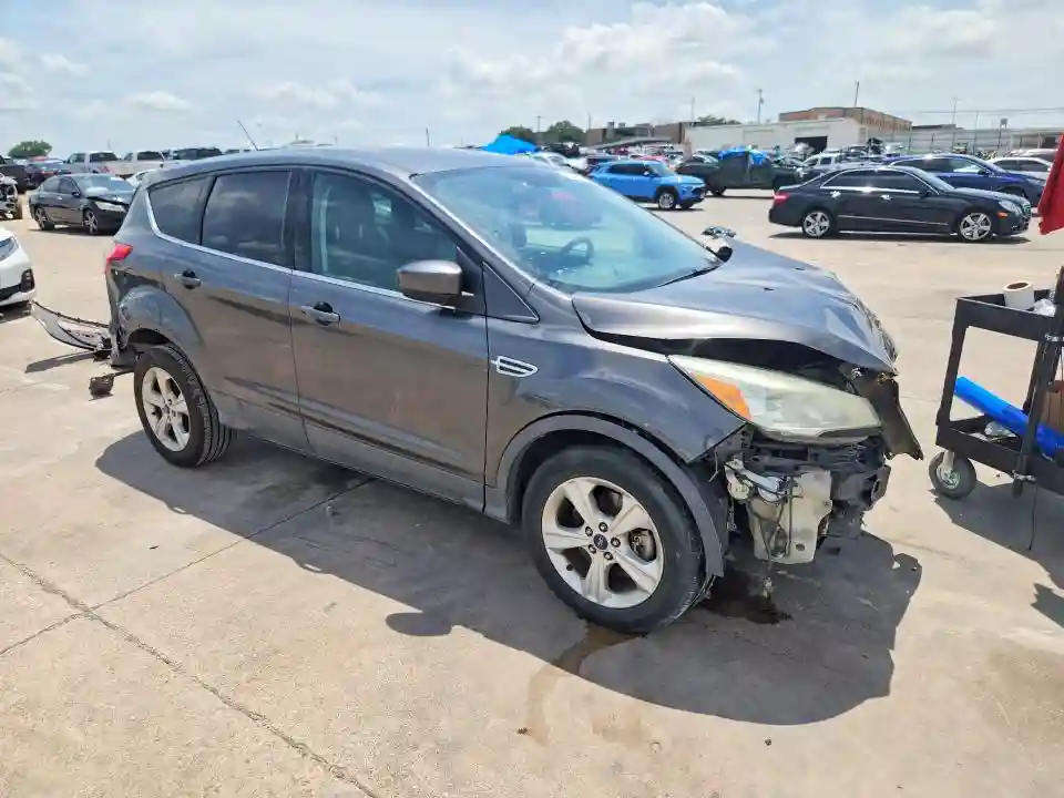 1FMCU0G95FUA10901 2015 FORD ESCAPE SE-3