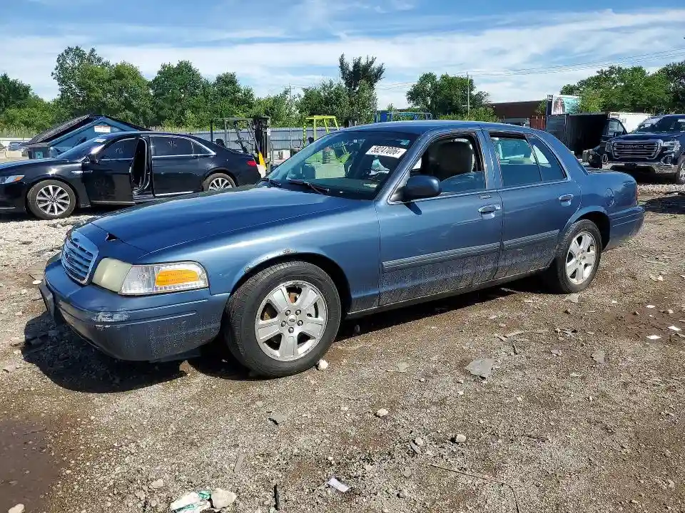 2FABP7EV5BX132537 2011 FORD CROWN VIC-0