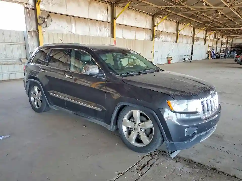 1J4RR6GT3BC606341 2011 JEEP GRAND CHEROKEE-3