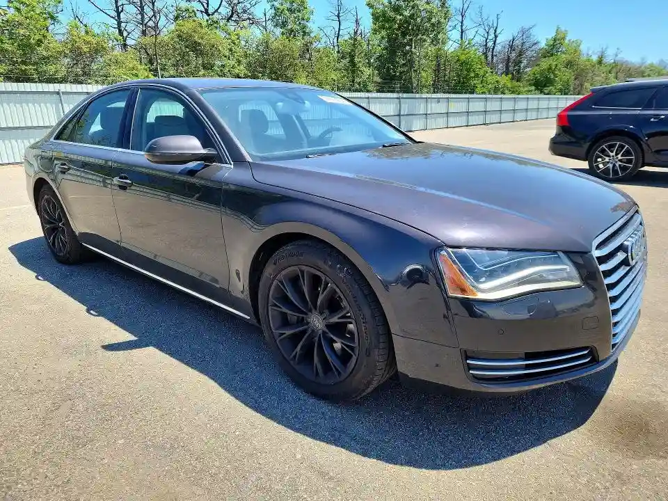 WAUAVAFD0CN037530 2012 AUDI A8-3