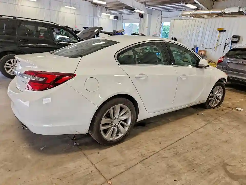 2G4GK5EX4G9120729 2016 BUICK REGAL-2