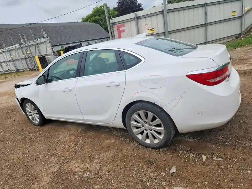 1G4PP5SK8G4125221 2016 BUICK VERANO-1