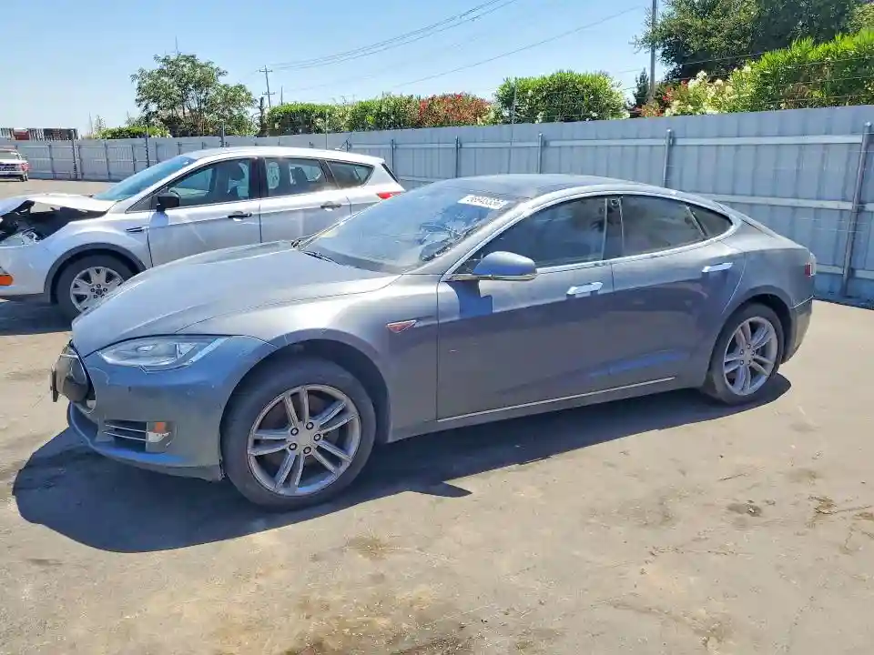 5YJSA1CP4DFP23684 2013 TESLA MODEL S-0