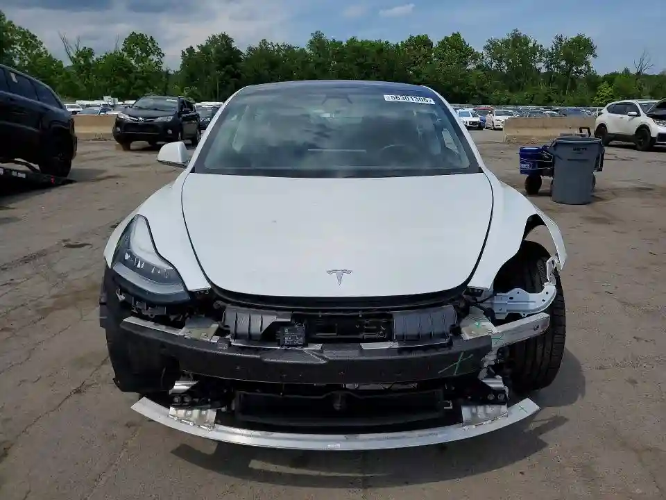 5YJ3E1EB2LF665826 2020 TESLA MODEL 3-4