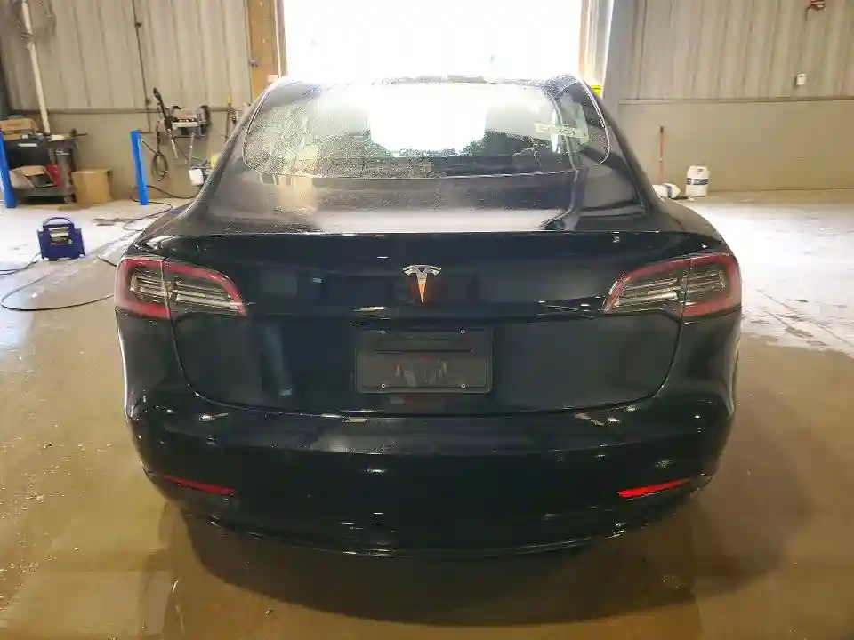 5YJ3E1EA5NF370553 2022 TESLA MODEL 3-5