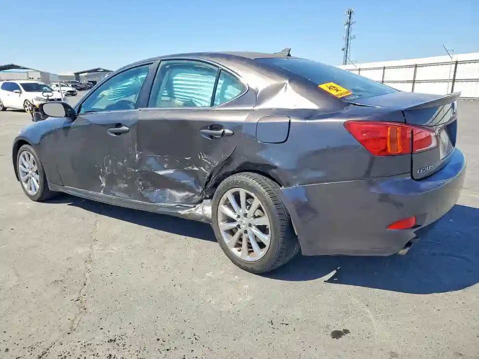 JTHBF5C21A5114481 2010 LEXUS IS-1
