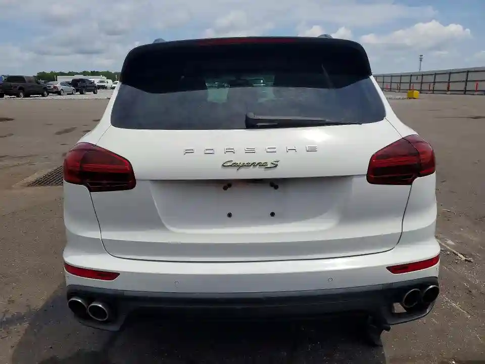 WP1AE2A22HLA74286 2017 PORSCHE CAYENNE-5