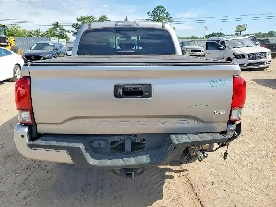 3TMAZ5CN2KM112877 2019 TOYOTA TACOMA TRD-5