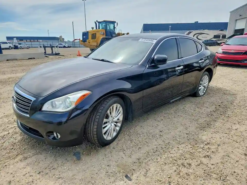 JN1AY1AR0CM580138 2012 INFINITI M56-0