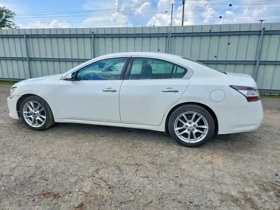 1N4AA5AP4DC826614 2013 NISSAN MAXIMA-1