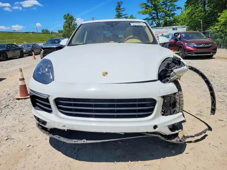 WP1AB2A22GLA95260 2016 PORSCHE CAYENNE-4