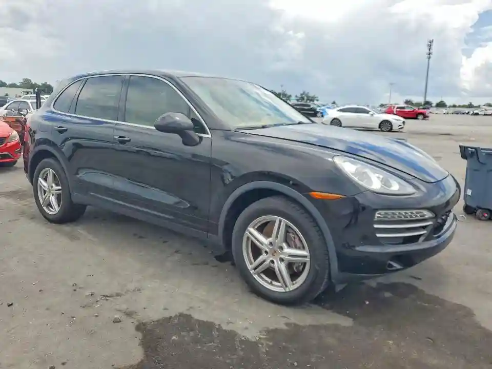 WP1AA2A29ELA07305 2014 PORSCHE CAYENNE-3