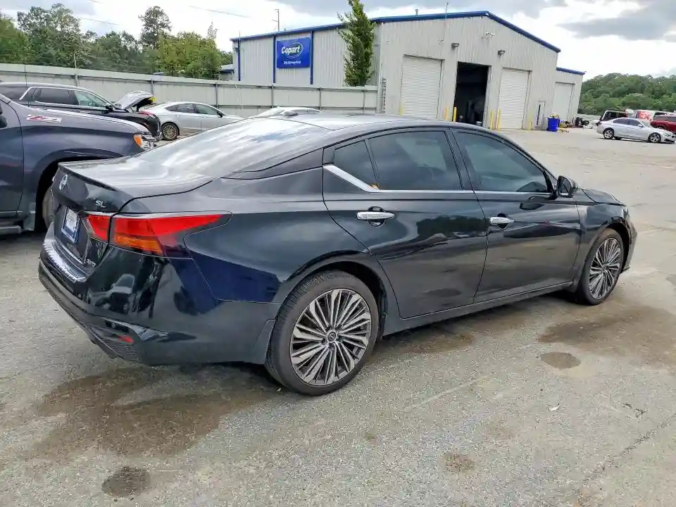 1N4BL4EW4PN351629 2023 NISSAN ALTIMA-2