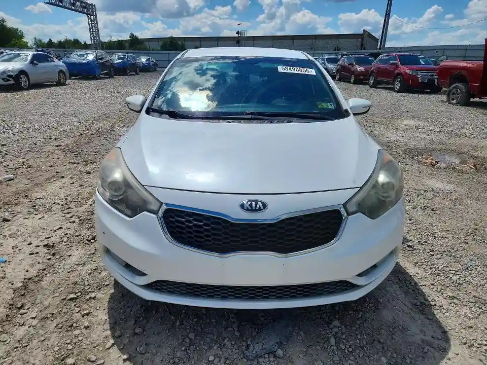 KNAFX4A81F5418190 2015 KIA FORTE-4