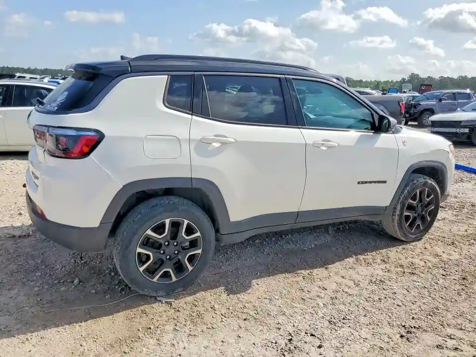 3C4NJDDB5KT795378 2019 JEEP COMPASS-2