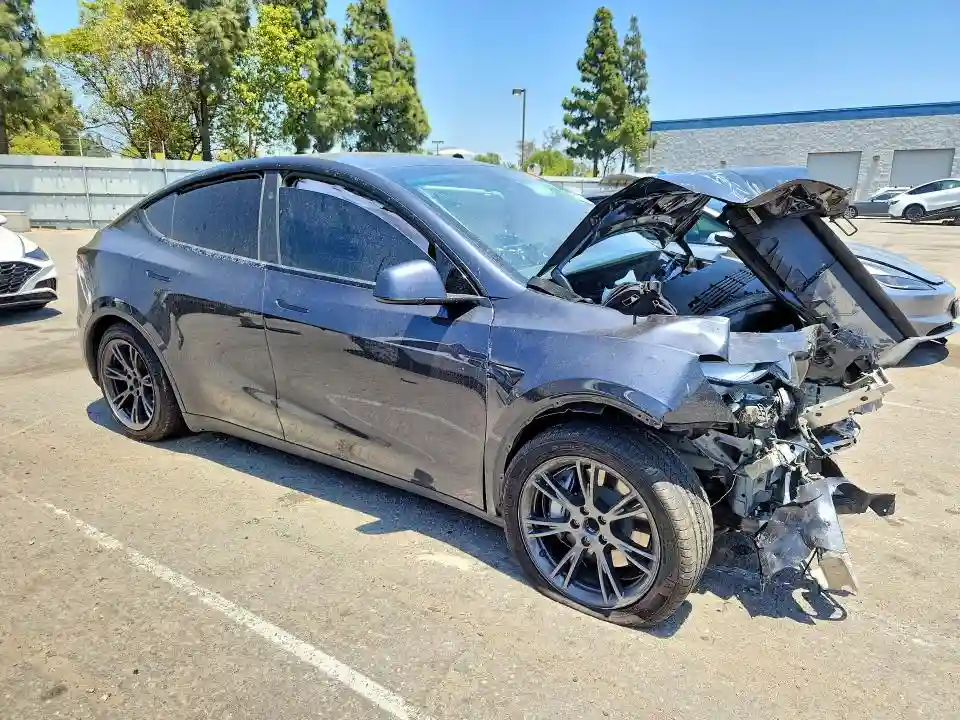 7SAYGDEDXSF277988 2025 TESLA MODEL Y-3