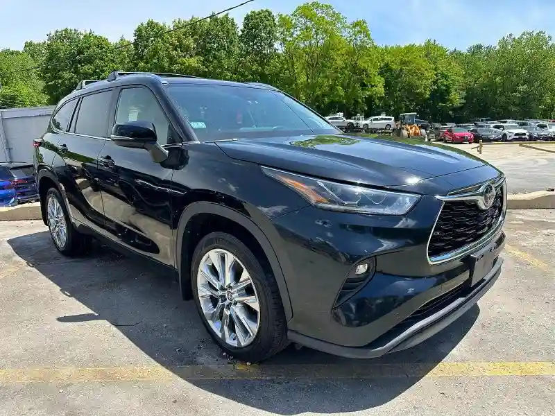 5TDKDRBH4PS001390 2023 TOYOTA HIGHLANDER-3