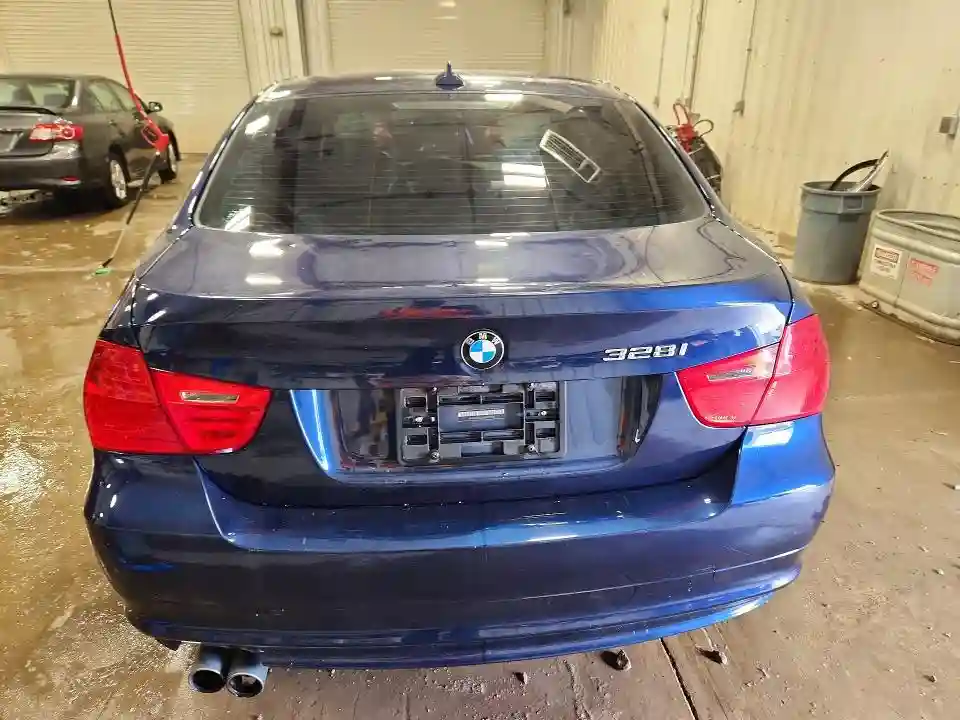 WBAPK7C58BA772118 2011 BMW 3 SERIES-5