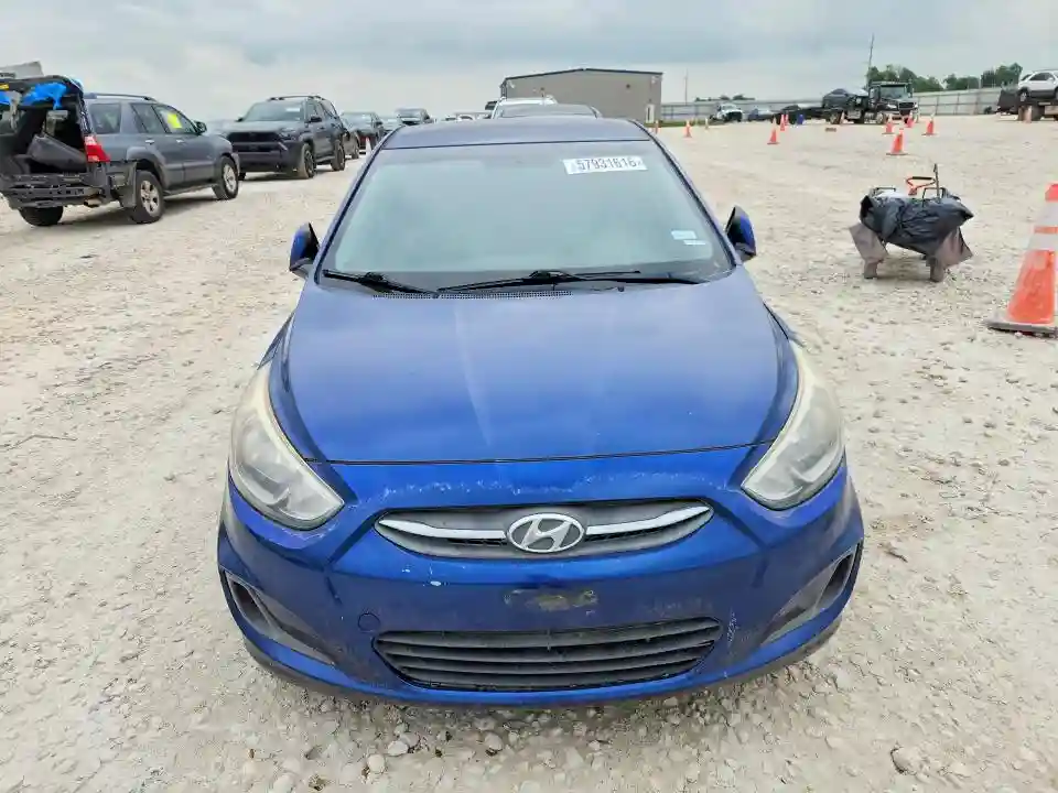 KMHCT4AE2GU060687 2016 HYUNDAI ACCENT-4