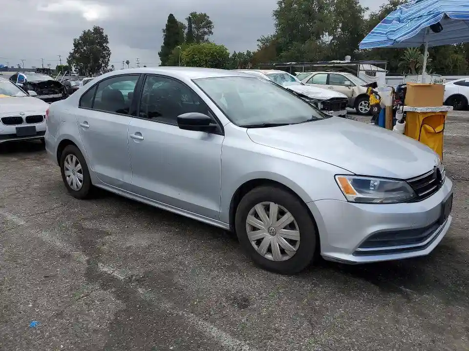 3VW2K7AJ5FM284666 2015 VOLKSWAGEN JETTA-3