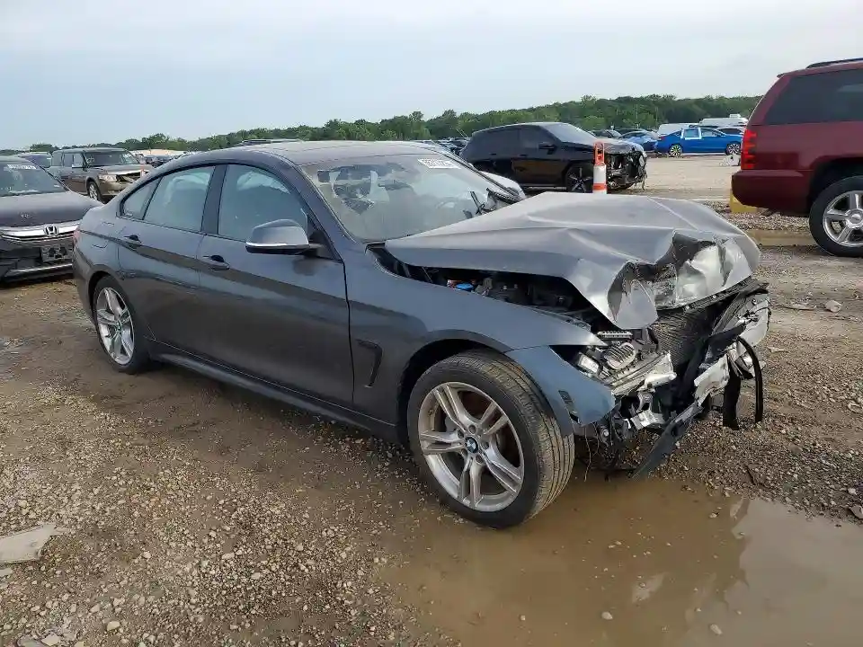 WBA4J3C53JBG96317 2018 BMW 4 SERIES-3