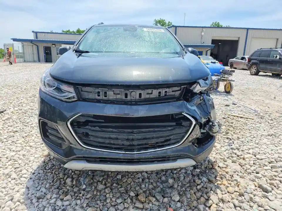3GNCJPSB2JL221399 2018 CHEVROLET TRAX-4