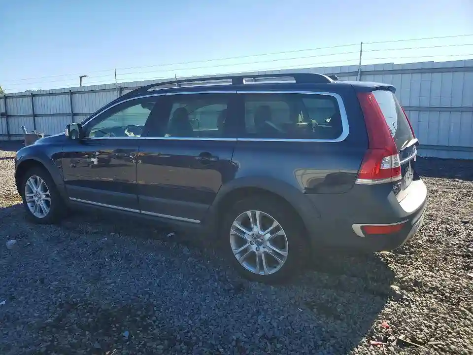 YV4612NK3G1238679 2016 VOLVO XC70-1