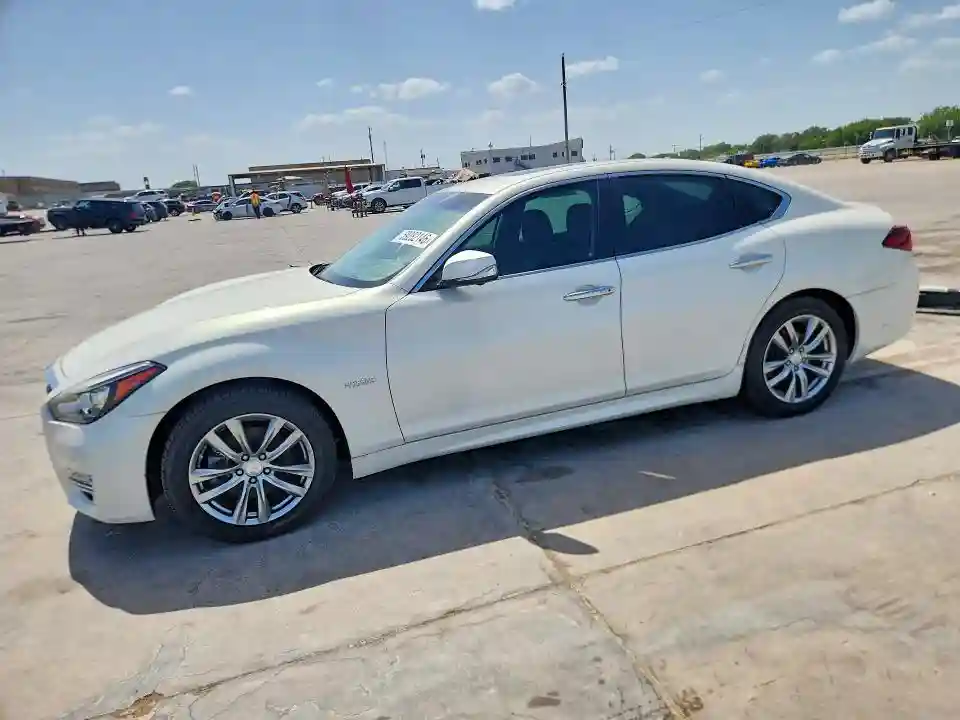 JN1EY1AP5FM510011 2015 INFINITI Q70-0