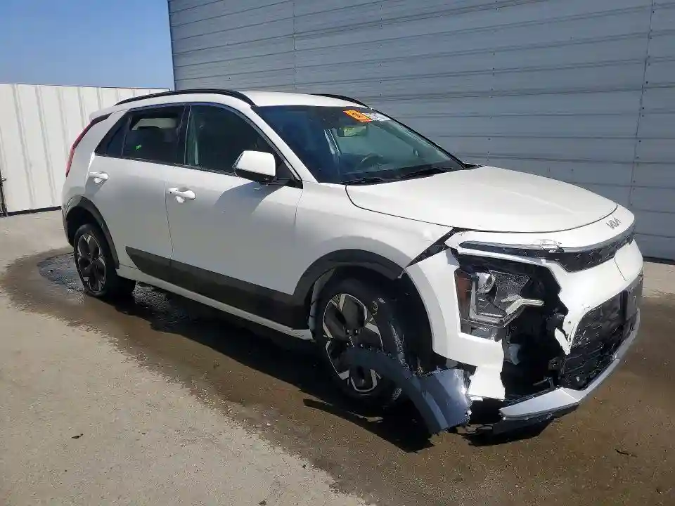 KNDCR3L15R5111605 2024 KIA NIRO WIND-3