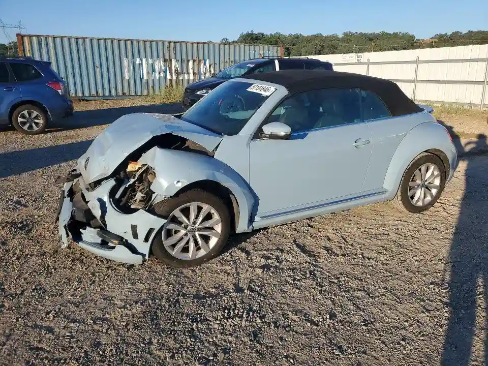 3VW5L7AT1EM823505 2014 VOLKSWAGEN BEETLE-0