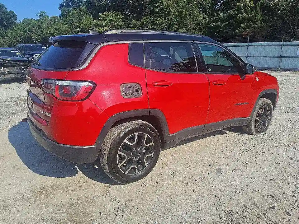 3C4NJDDB2KT795239 2019 JEEP COMPASS-2